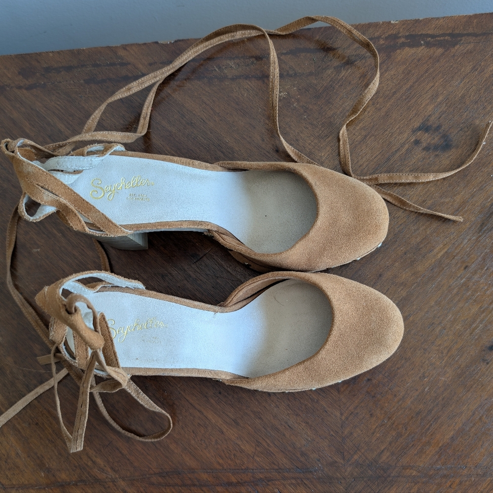 Seychelles Size 10 Tan Suede Leather Chunky Heel‎ Tie Up Closed Toe - Picture 2 of 8